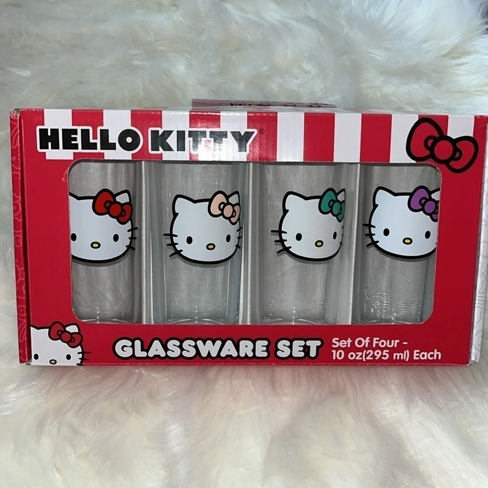 🆕 Hello Kitty Glassware Set of 4